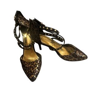 Elegant Black and Gold Women's Metallic Leopard Heels